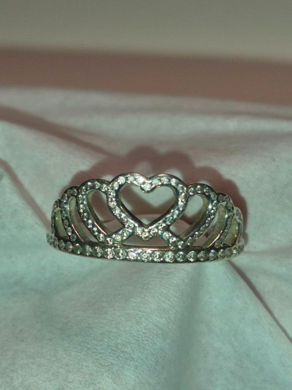Authentic Poshmark Pandora Sterling Silver Hearts Tiara Crown Ring size 7 (54)